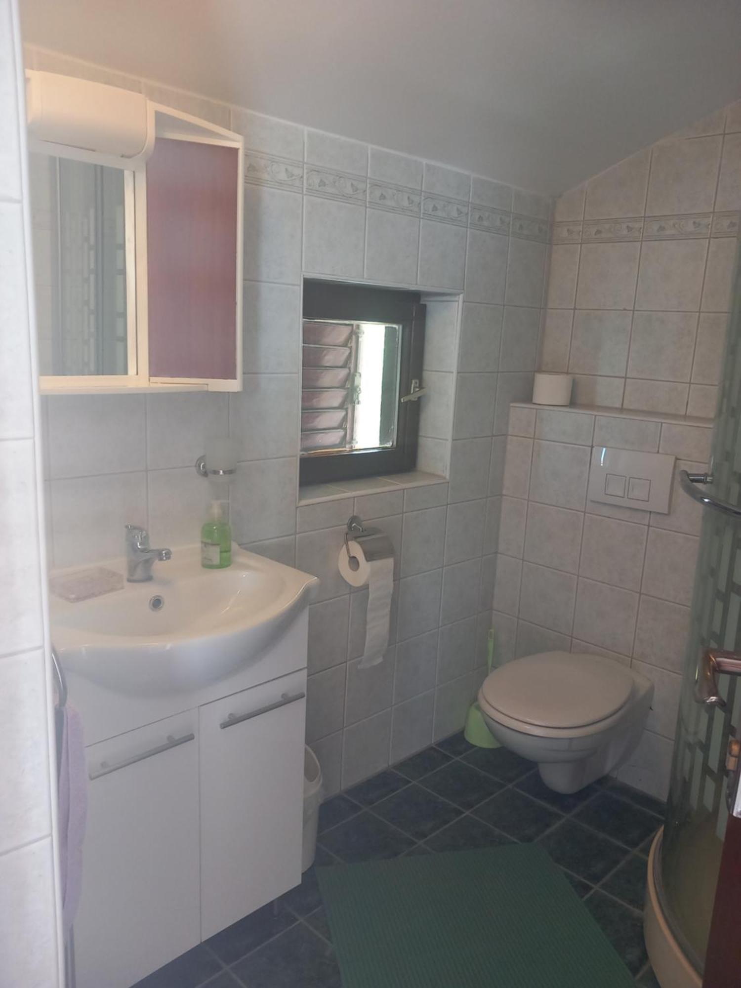 Apartmani Rab - Adrijana & Aleksandra Banjol Bilik gambar